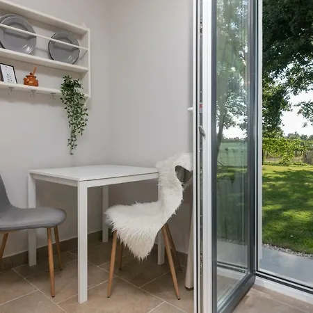 Quercus - Peace & Nature By The Bike Trail 4*