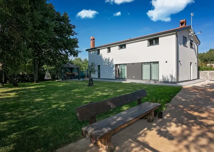 招待所 Quercus - Peace & Nature By The Bike Trail 4*